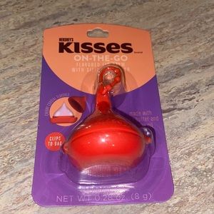 NEW HERSHEYS On The Go Lip Balm